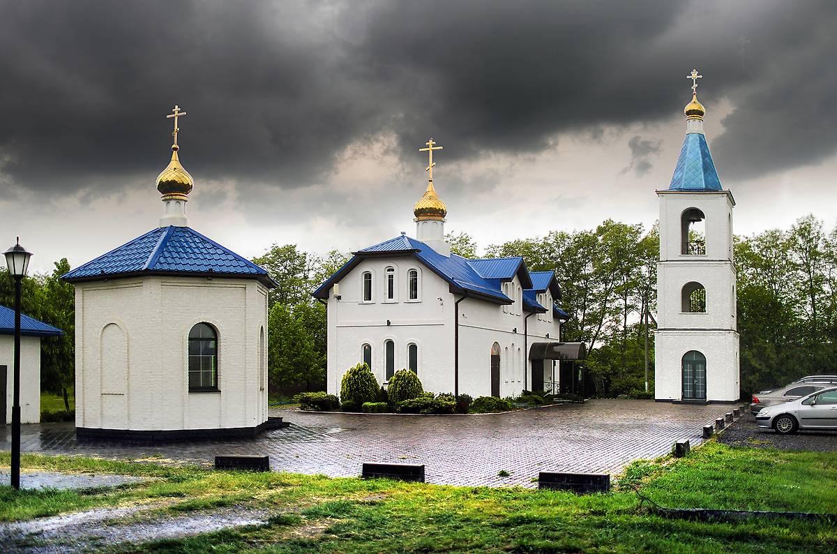 общий вид в ландшафте. Церковь Покрова Пресвятой Богородицы, Копанской (Краснодар, город, Краснодарский край)