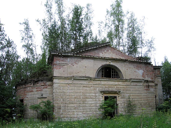 Мольгино. Церковь Спаса Преображения (старая). фасады