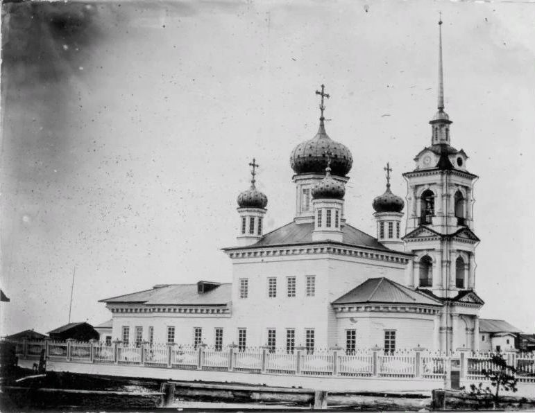 Церковь Успения Пресвятой Богородицы (старая), Ижма (Ижемский район, Республика Коми). архивная фотография, Из собрания Орловского краеведческого музея ( с сайта  goskatalog.ru)