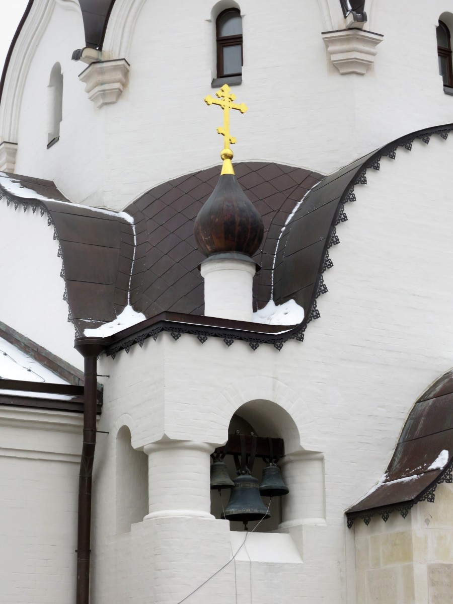 Церковь Покрова Пресвятой Богородицы при Морозовской детской больнице, Якиманка (Центральный административный округ (ЦАО), г. Москва). архитектурные детали, Звонница церкви Покрова Пресвятой Богородицы