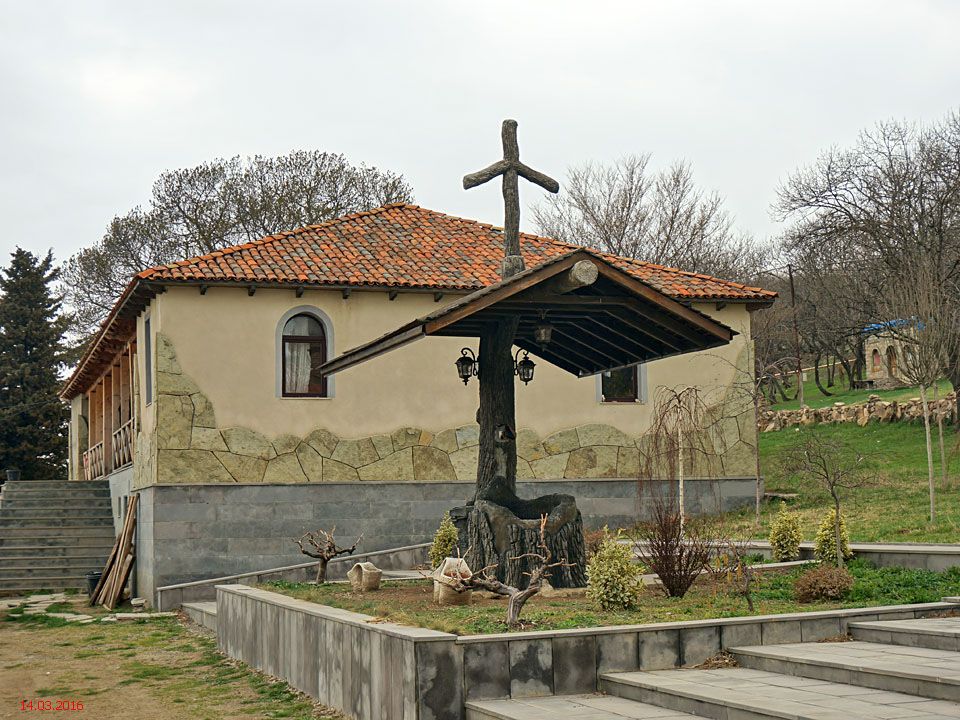 Монастырь Джвари (новый), Джвари, гора (Мцхета-Мтианети, Грузия). фасады