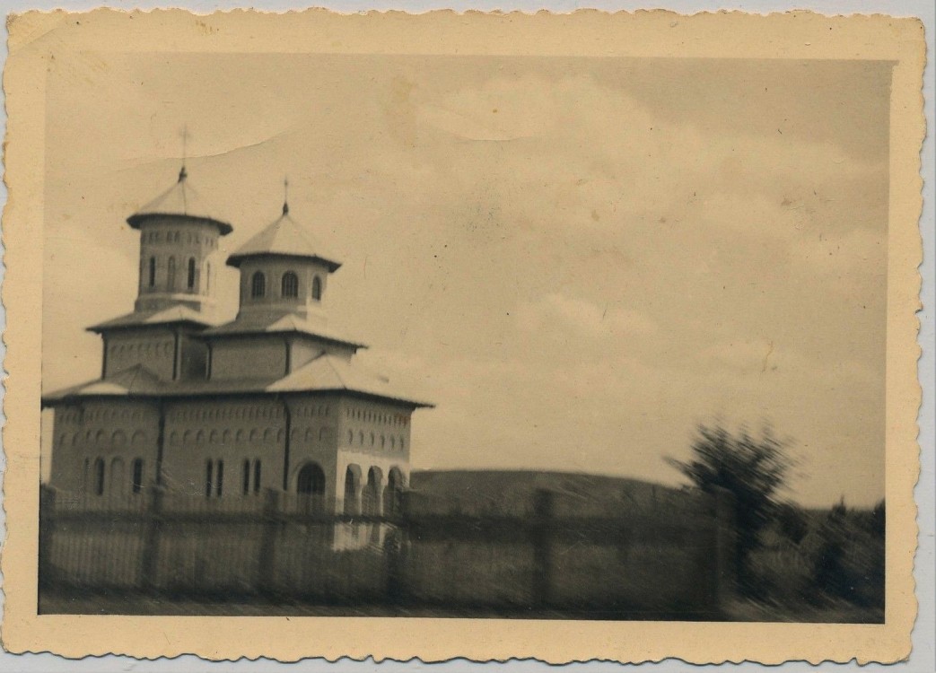 Рэзбоени. Церковь Иоакима и Анны. архивная фотография, Фото 1941 г. с аукциона e-bay.de