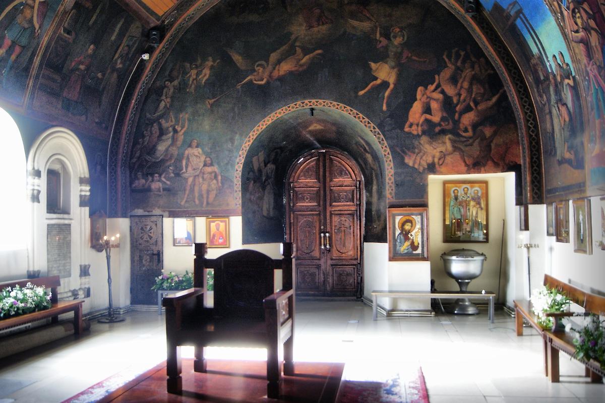 интерьер и убранство. Церковь Николая Чудотворца, Чугуретский район (Тбилиси, город, Грузия)