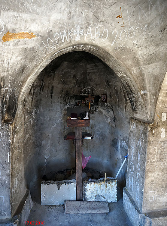 Земо Вардзиа. Пещерный монастырь Ванис Квабеби. Неизвестная церковь. интерьер и убранство