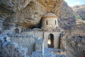 Земо Вардзиа. Пещерный монастырь Ванис Квабеби. Неизвестная церковь
