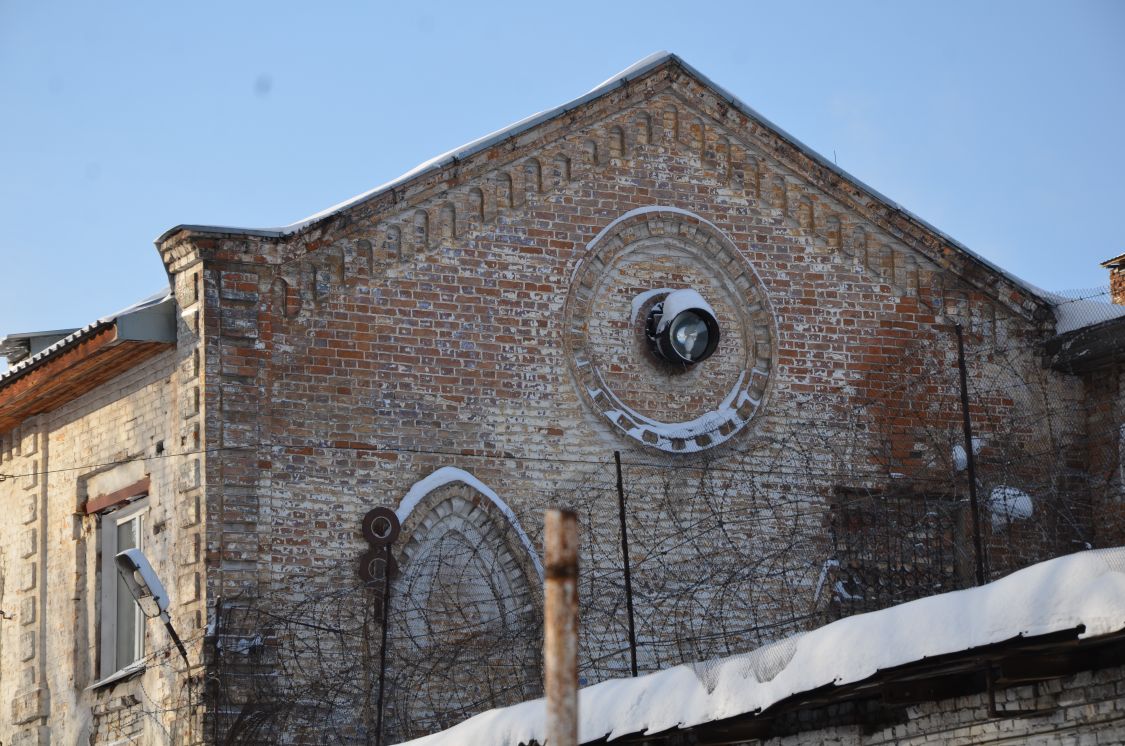 Бийск. Церковь Космы и Дамиана при бывшем тюремном замке. архитектурные детали