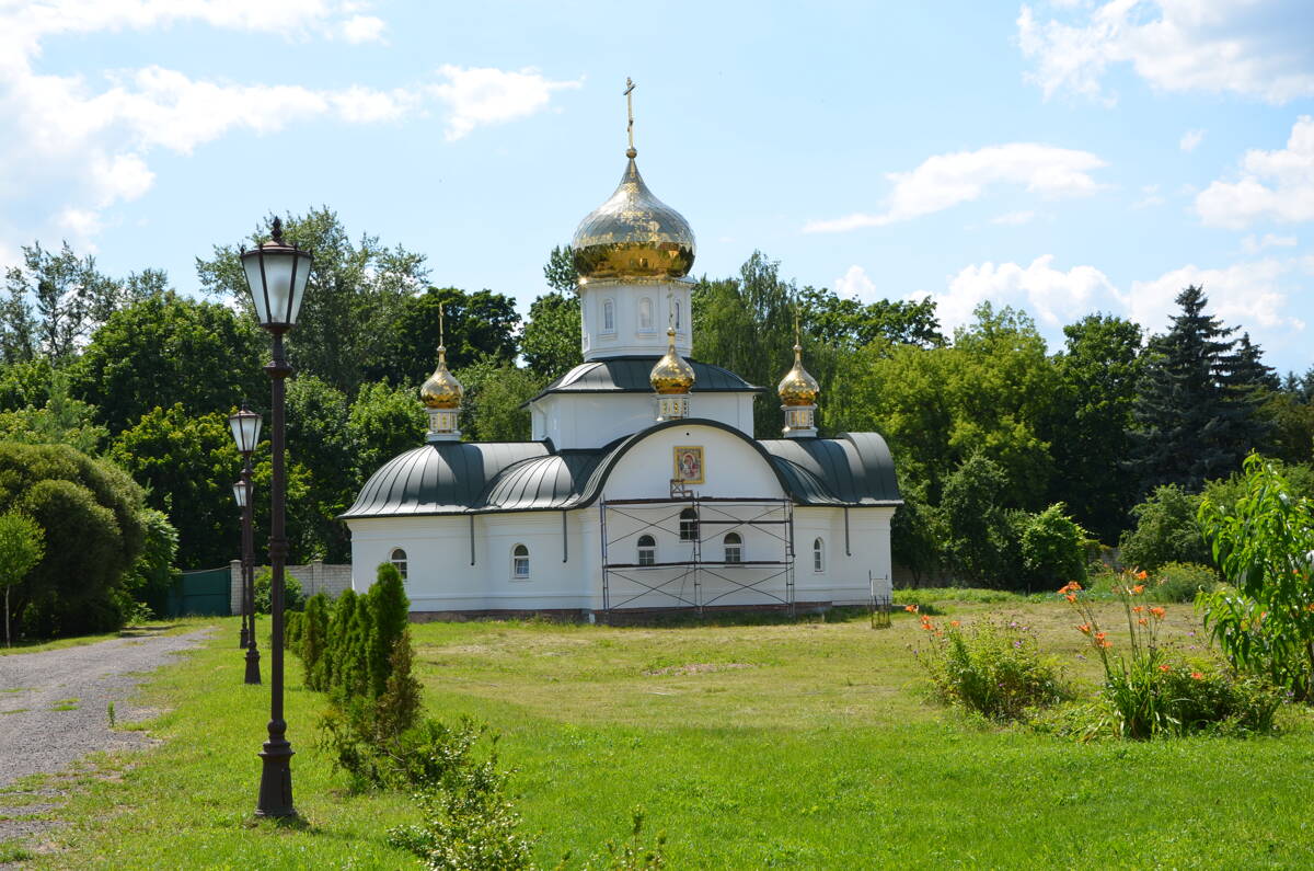 Мироносицкий женский монастырь. Церковь иконы Божией Матери «Жировицкая», Бобруйск (Бобруйский район, Беларусь, Могилёвская область). фасады