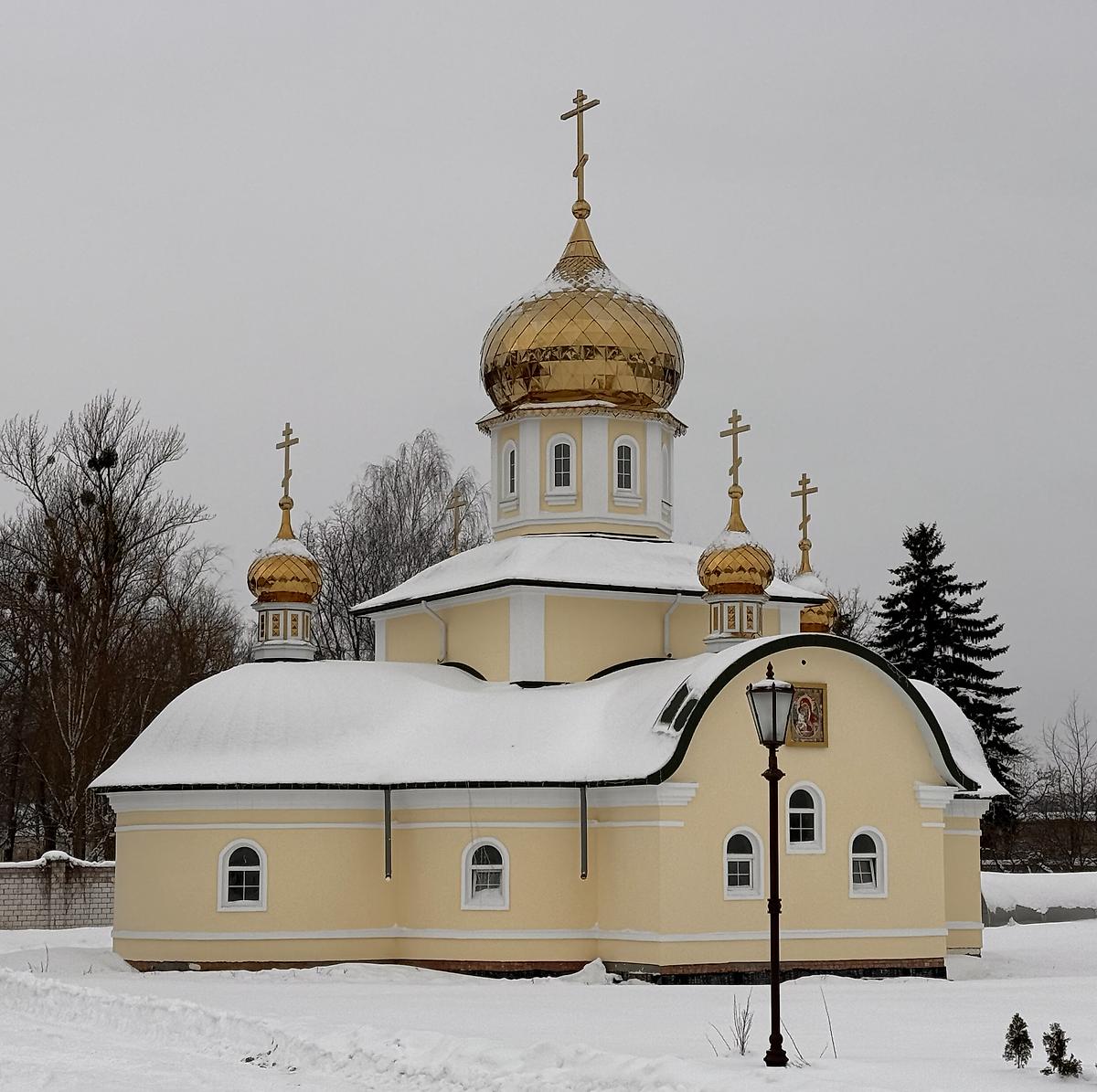 Вид с востока (алтарь на юго-восток), фасады. Мироносицкий женский монастырь. Церковь иконы Божией Матери «Жировицкая», Бобруйск (Бобруйский район, Беларусь, Могилёвская область)