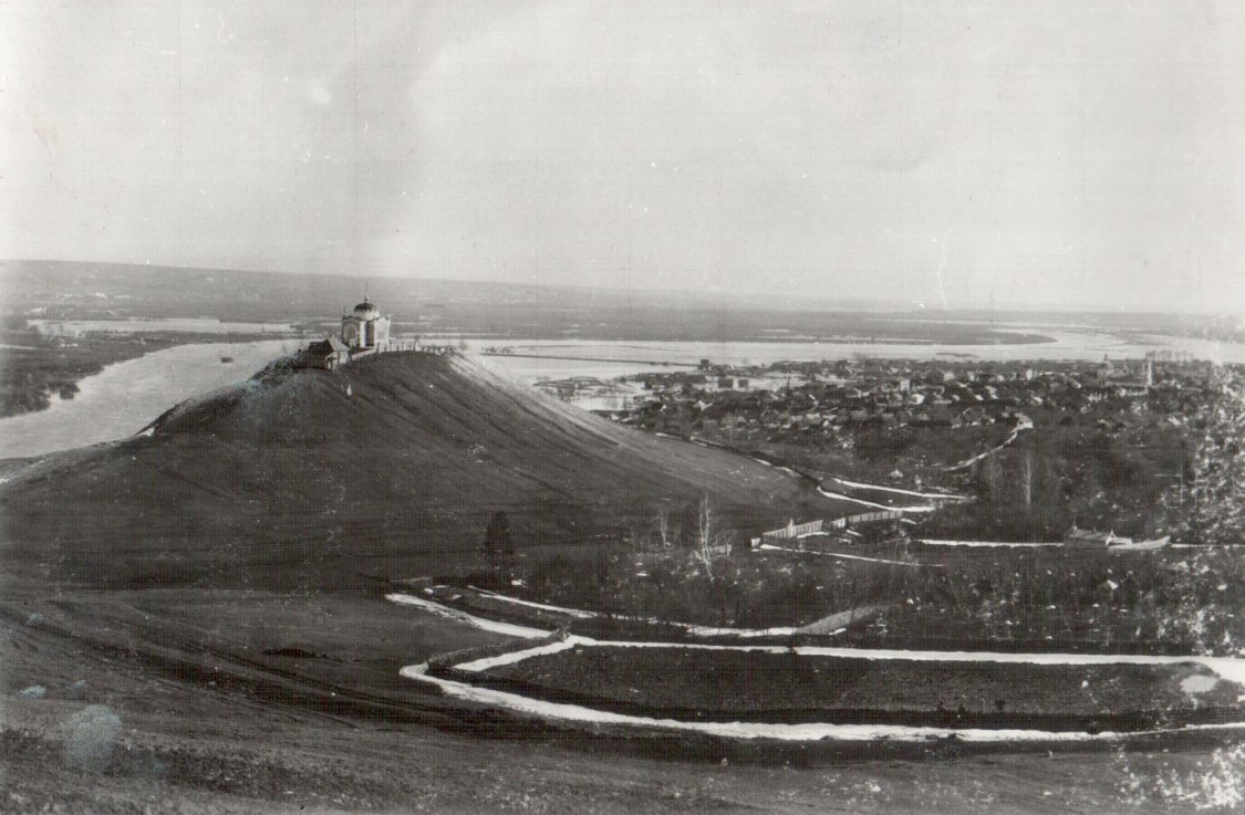 Часовня Николая Чудотворца на Никольской горе (старая), Сурское (Сурский район, Ульяновская область). архивная фотография, Фото конца XIX века. Муниципальное бюджетное учреждение культуры Сурский районный историко-краеведческий музей