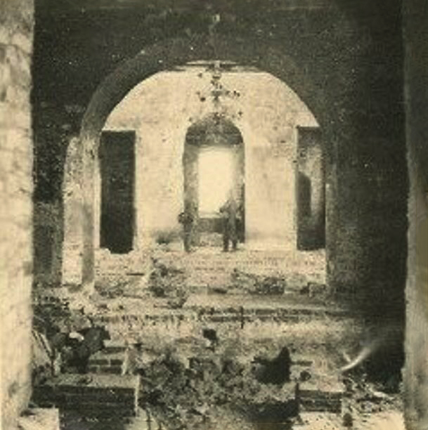 Церковь Воскресения Христова, Холм (Холмский район, Новгородская область). архивная фотография, Внутри храма. Фото 1942 г. с аукциона e-bay.de