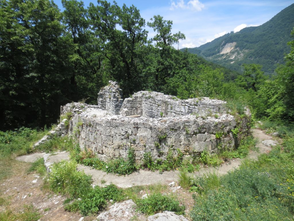 Неизвестная церковь, Монастырь (Сочи, город, Краснодарский край). фасады