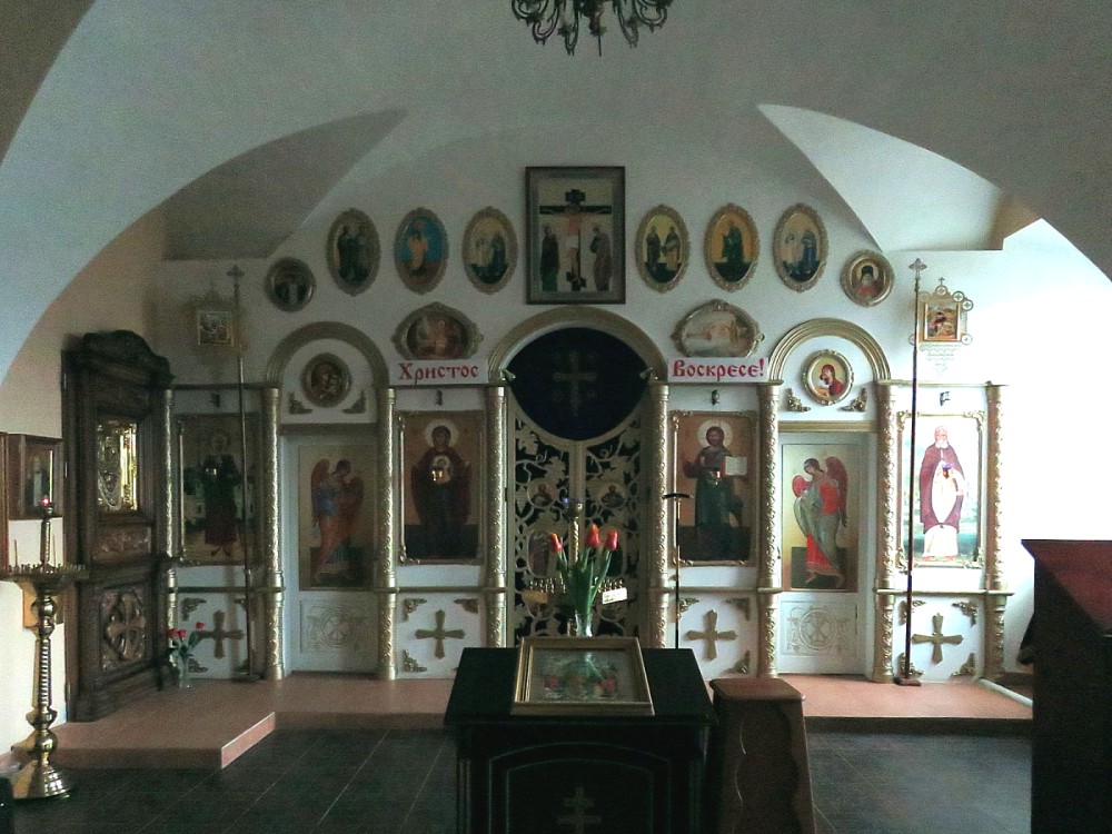 Рождество-Богородичный мужской монастырь. Церковь Серафима Саровского в братском корпусе, Юровичи (Калинковичский район, Беларусь, Гомельская область). интерьер и убранство
