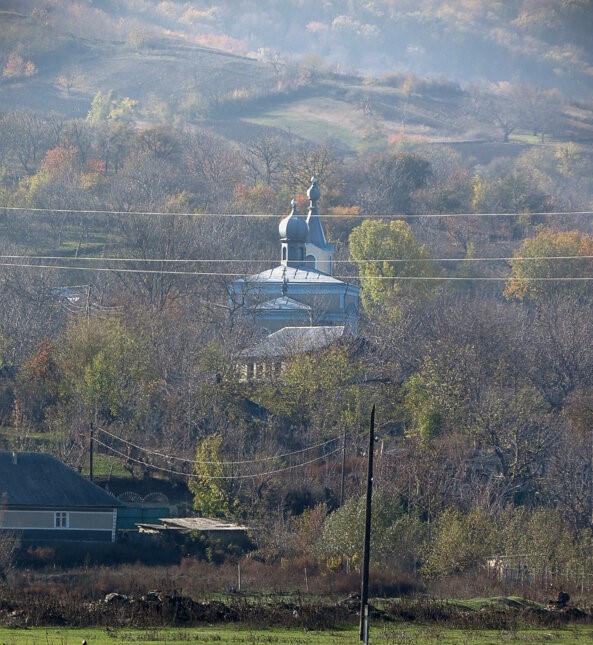 Церковь Николая Чудотворца, Пыржолтены (Каларашский район, Молдова). общий вид в ландшафте