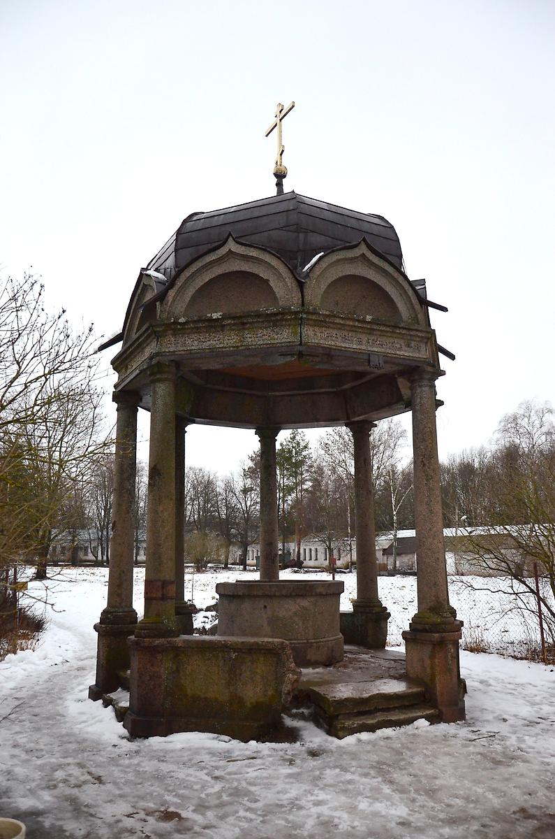 фасады. Юрьев мужской монастырь. Неизвестная часовня-сень над источником, Юрьево (Великий Новгород, город, Новгородская область)