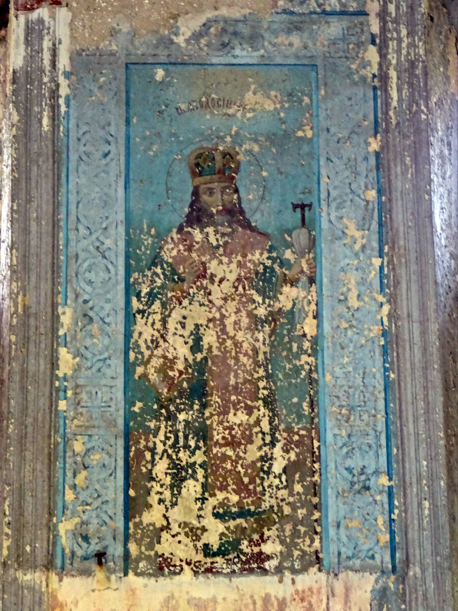 Церковь Рождества Пресвятой Богородицы, Николо-Каликино, урочище (Антроповский район, Костромская область). архитектурные детали
