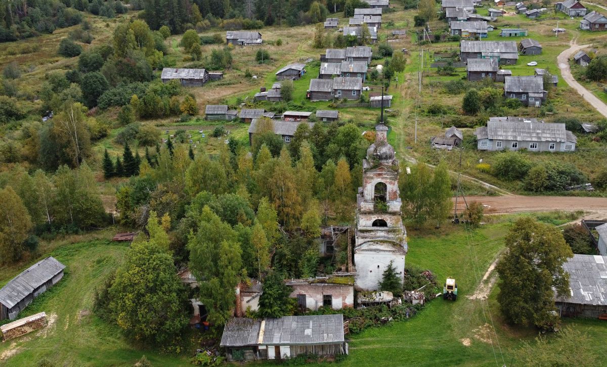 Церковь Воскресения Христова, Понизье (Антроповский район, Костромская область). общий вид в ландшафте