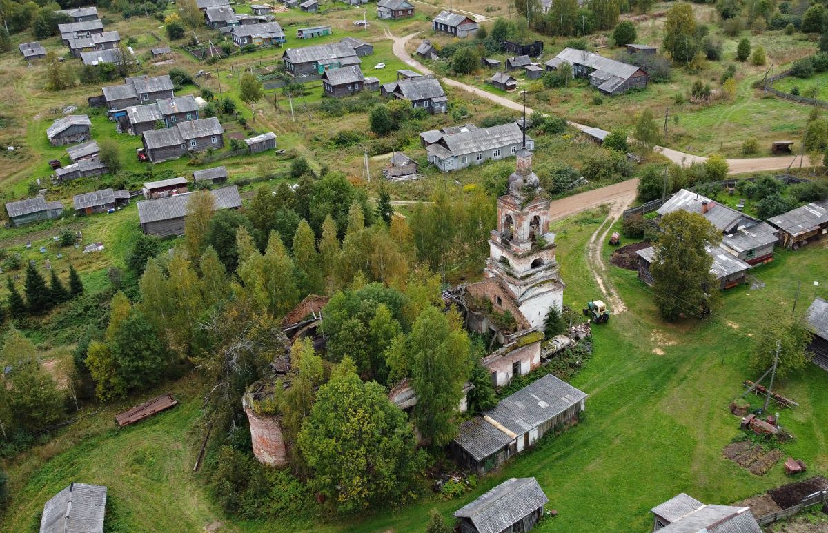 Церковь Воскресения Христова, Понизье (Антроповский район, Костромская область). общий вид в ландшафте