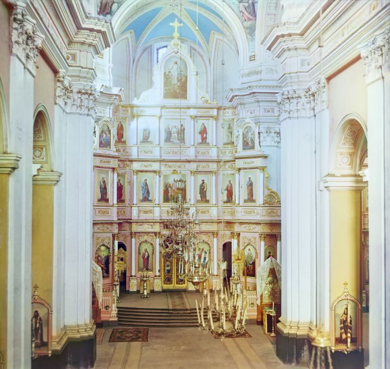 Собор Успения Пресвятой Богородицы (старый), Витебск (Витебск, город, Беларусь, Витебская область). архивная фотография, С. М. Прокудин-Горский. Витебск. Иконостас в Успенском соборе. 1912 год 
фото с http://prokudin-gorskiy.ru/image.php?ID=1164