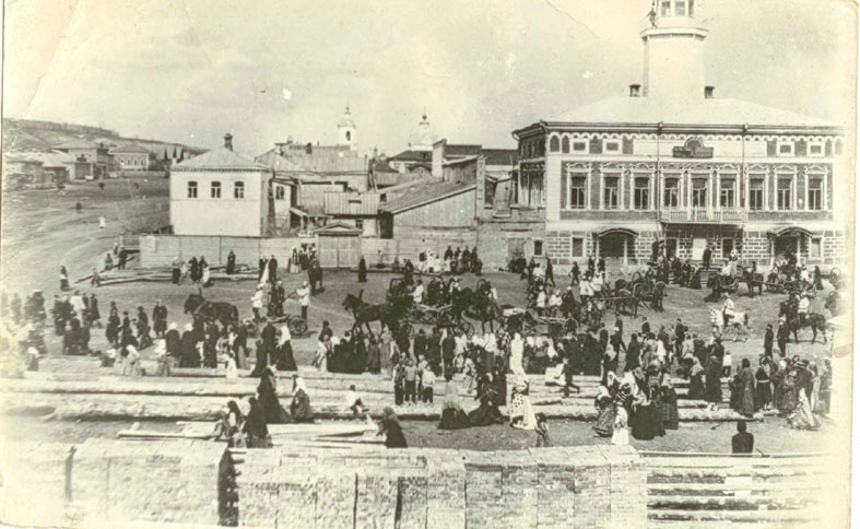 Неизвестный собор, Сурское (Сурский район, Ульяновская область). архивная фотография, Фото 1916 г., внизу - стены строящегося собора