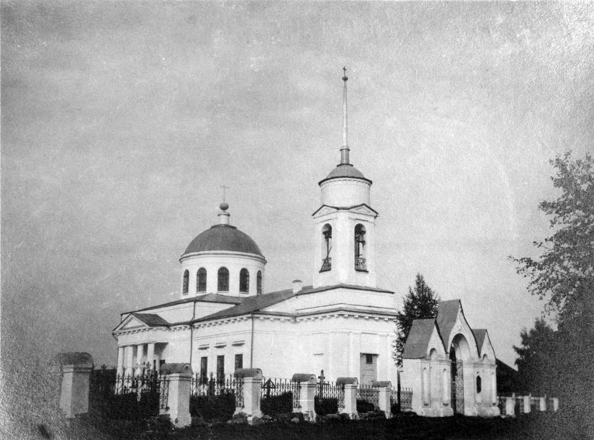Фото С. С. Некрасова, лето 1915 г. northauction.ru (подлинник в архиве ИИМК, 0-415-2368), архивная фотография. Церковь Успения Пресвятой Богородицы, Ламская Пустынь (акватория Рыбинского водохранилища) (Весьегонский район, Тверская область)