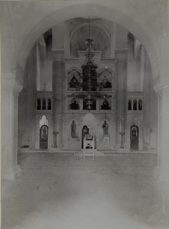 Церковь Георгия Победоносца, Топола (Шумадийский округ, Сербия). архивная фотография, Интерьер храма. Фото 1915 г. с аукциона e-bay.de
