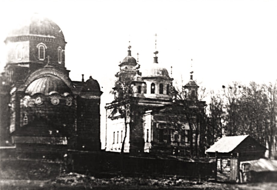 Церковь Покрова Пресвятой Богородицы (единоверческая), Большое Мурашкино (Большемурашкинский район, Нижегородская область). архивная фотография, Ансамбль Покровско-Никольской единоверческих церквей (Церковь Покрова Пресвятой Богородицы справа). Начало ХХ века. Фото: журнал 