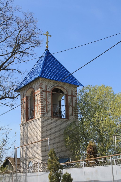 Церковь Воздвижения Креста Господня (новая), Бешпагир (Грачёвский район, Ставропольский край). фасады, Фасады