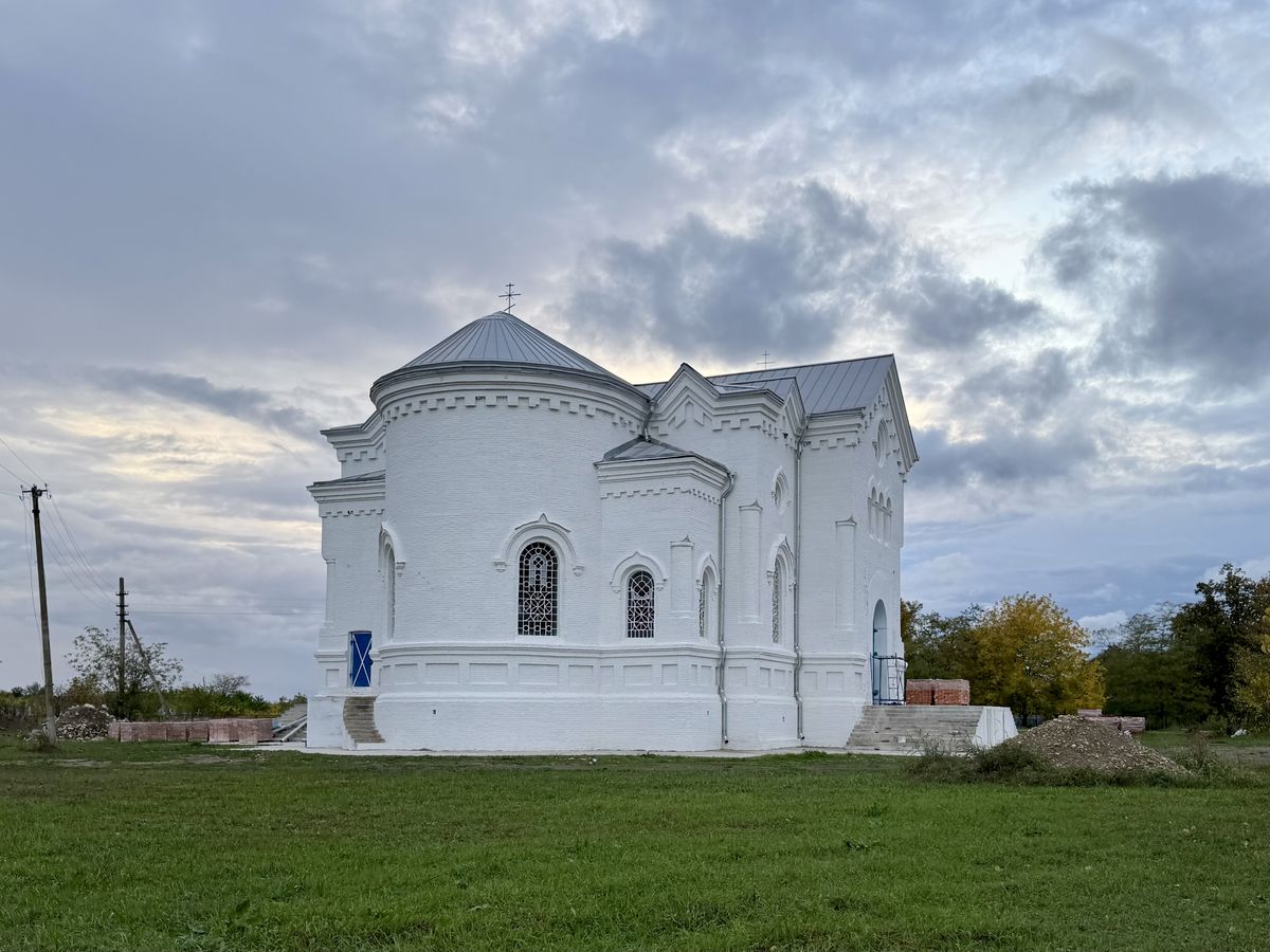 Церковь Рождества Пресвятой Богородицы, Новомихайловское (Гулькевичский район, Краснодарский край). фасады, Вид с востока