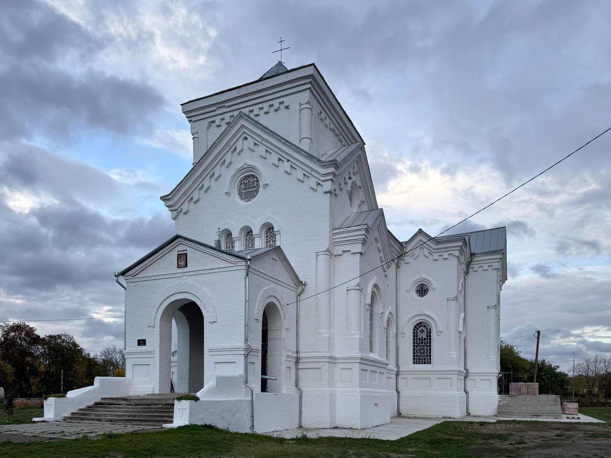Церковь Рождества Пресвятой Богородицы, Новомихайловское (Гулькевичский район, Краснодарский край). фасады, Вид с юго-запада