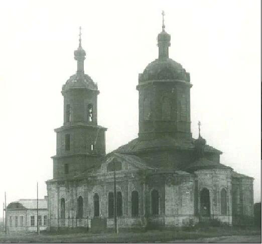 Церковь Усекновения главы Иоанна Предтечи, Воскресенка (Энгельсский район, Саратовская область). архивная фотография, До пожара. Источник: oldsaratov.ru/photo/gubernia/38150#gsc.tab=0