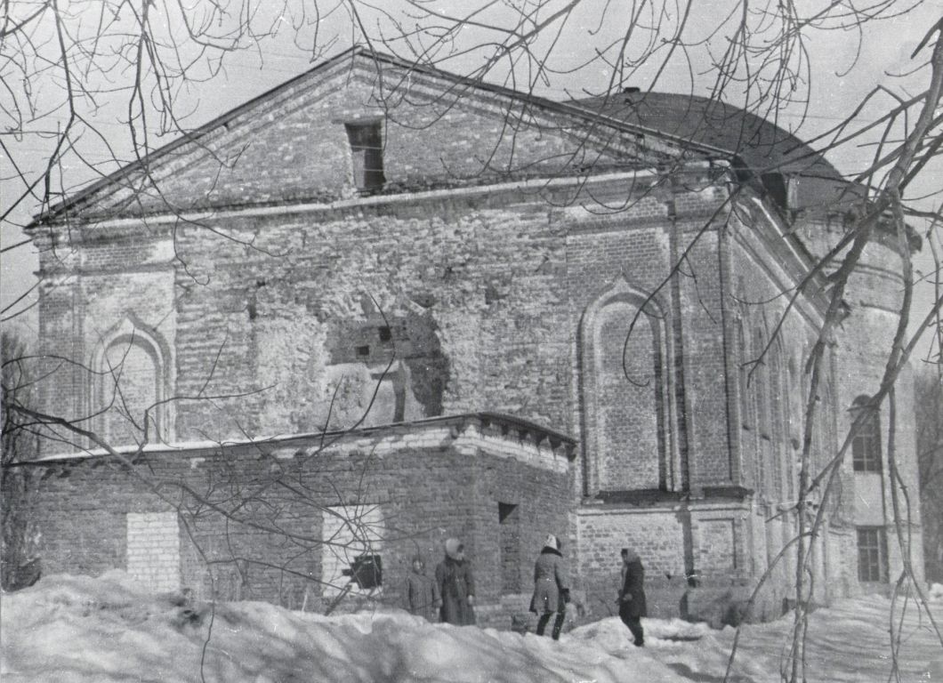 Церковь Казанской иконы Божией Матери, Новопокровское (Балашовский район, Саратовская область). архивная фотография, Фото 1991 г. ГКМФ. Балашовский краеведческий музей