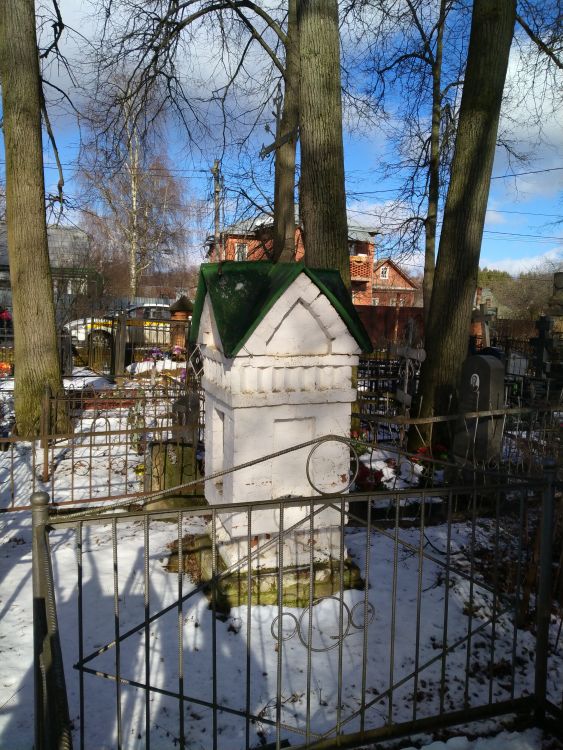 Часовенный столб, Ромашково (Одинцовский городской округ и ЗАТО Власиха, Краснознаменск, Московская область). фасады