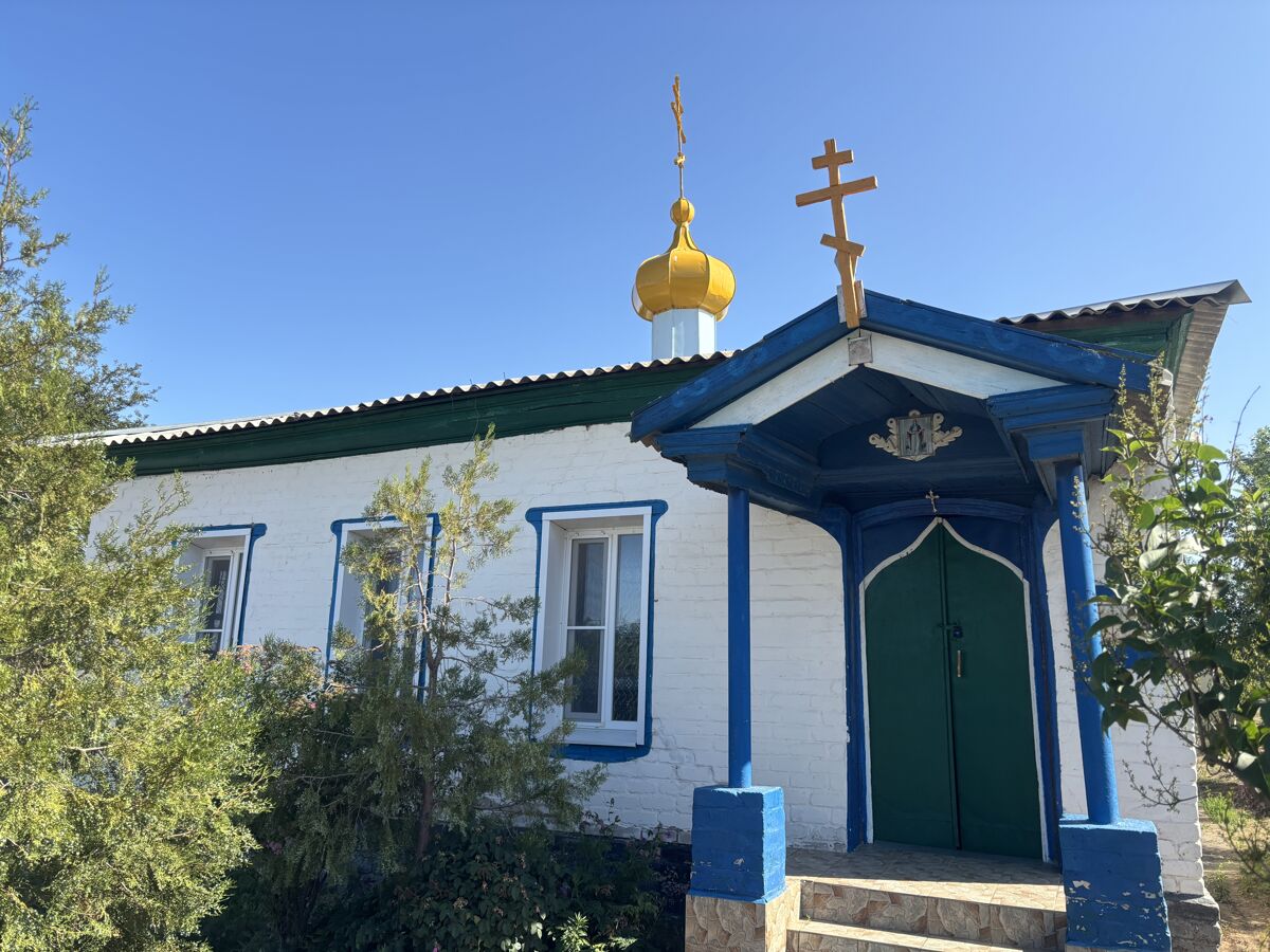 Церковь Покрова Пресвятой Богородицы, Нижнегнутов (Чернышковский район, Волгоградская область). фасады