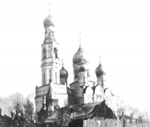 Церковь Троицы Живоначальной, Поповка (Майнский район, Ульяновская область). архивная фотография, Фото сер. 20 в., источник: veshkaima.prihod.ru/khramy_blagochinija/view/id/1185318