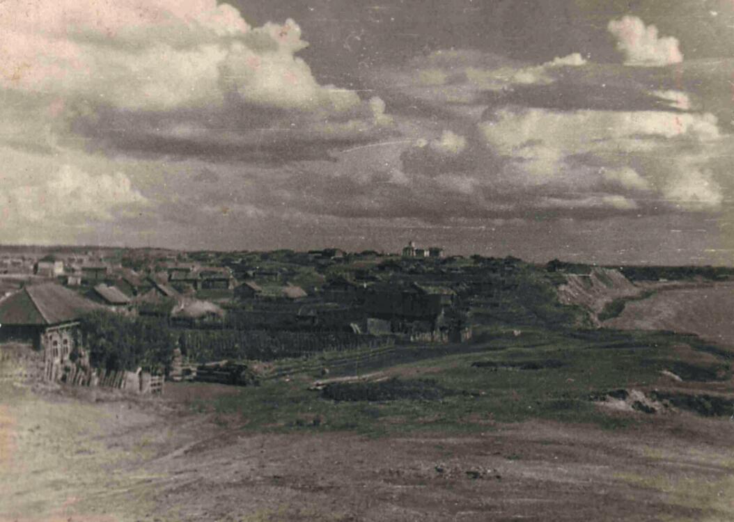 Церковь Смоленской иконы Божией Матери, Старый Белый Яр (Чердаклинский район, Ульяновская область). архивная фотография, Фото 1947 г. из коллекции В.В. Елисеева