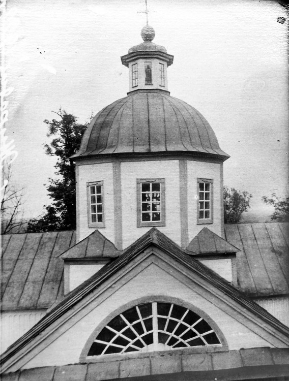 Церковь Михаила Архангела, Журавное (Ахтырский район, Украина, Сумская область). архивная фотография, Село Журавное, Ахтырского уезда, Михайловская церковь, купол. Фото Стефана Андреевича Таранушенко, 1928 г.