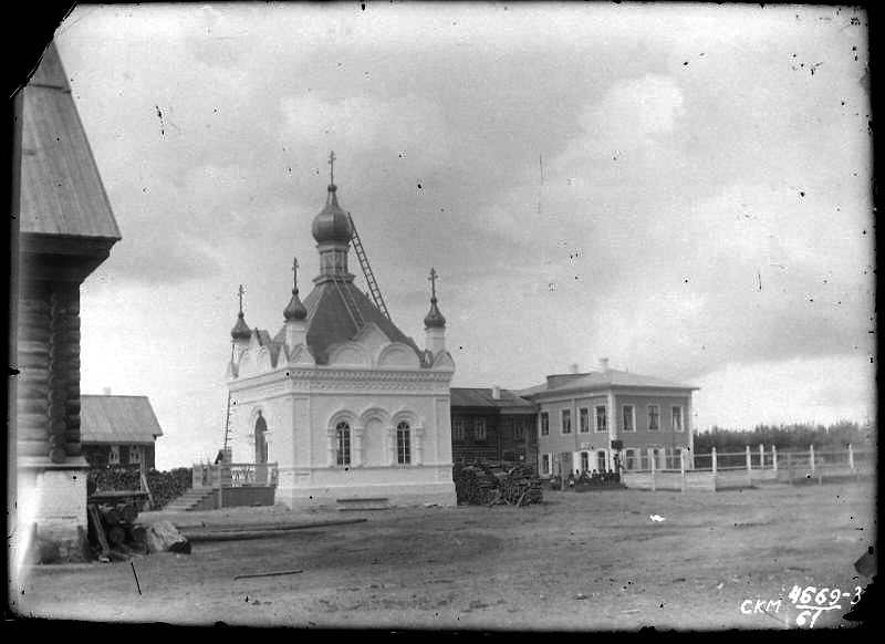 Соликамск. Неизвестная часовня в Усть-Усолке. архивная фотография, Фото 1910-ых годов из фондов Соликамского краеведческого музея. Автор предположительно Борис Исакович Чернавин