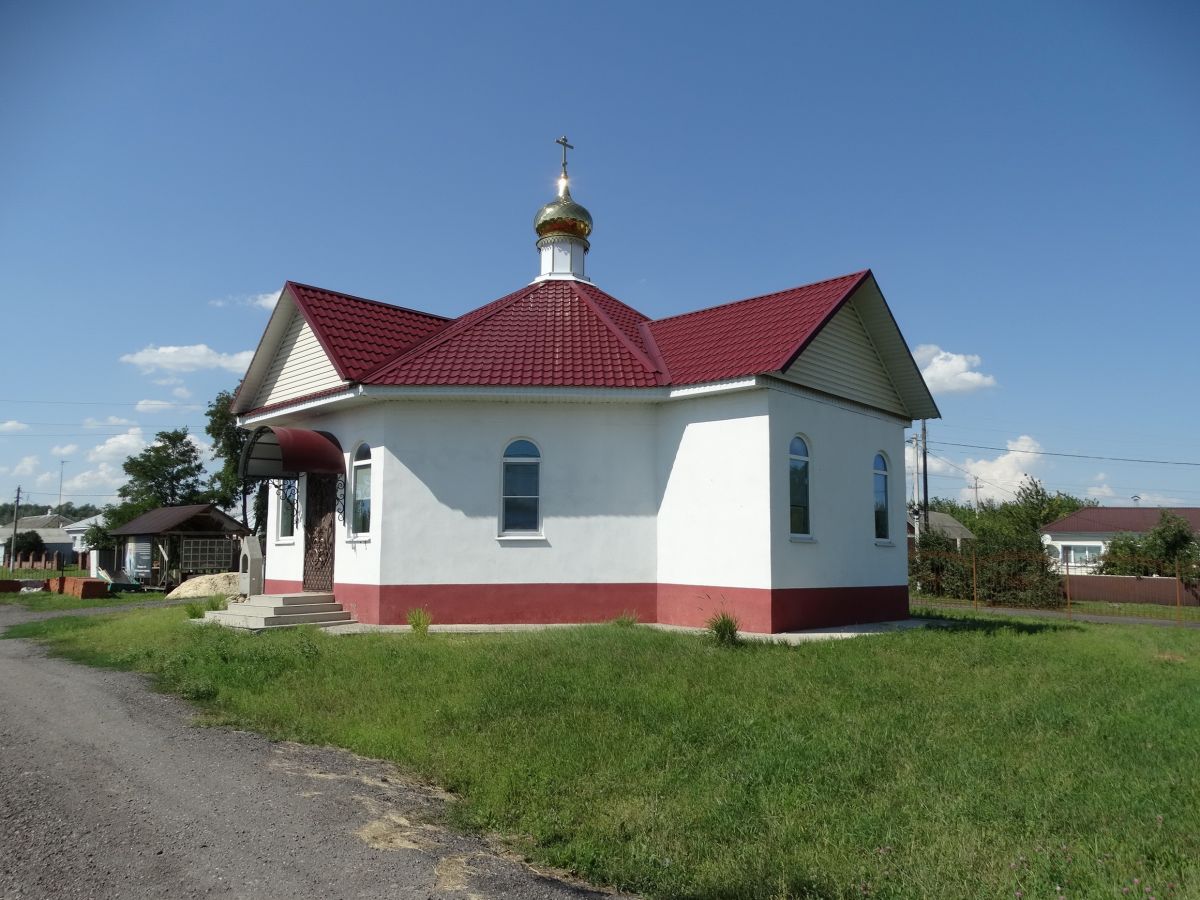 Церковь Космы и Дамиана, Верхний Карачан (Грибановский район, Воронежская область). фасады