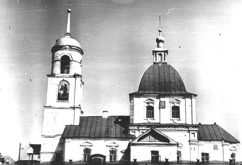 Церковь Покрова Пресвятой Богородицы, Каменный Брод (Ельниковский район, Республика Мордовия). архивная фотография, Фото из паспорта ОКН, 1975