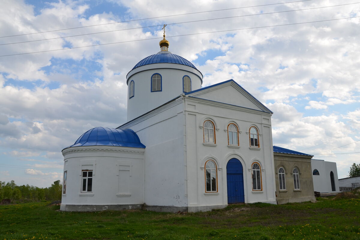 Церковь Покрова Пресвятой Богородицы (тёплая), Ачадово (Зубово-Полянский район, Республика Мордовия). фасады