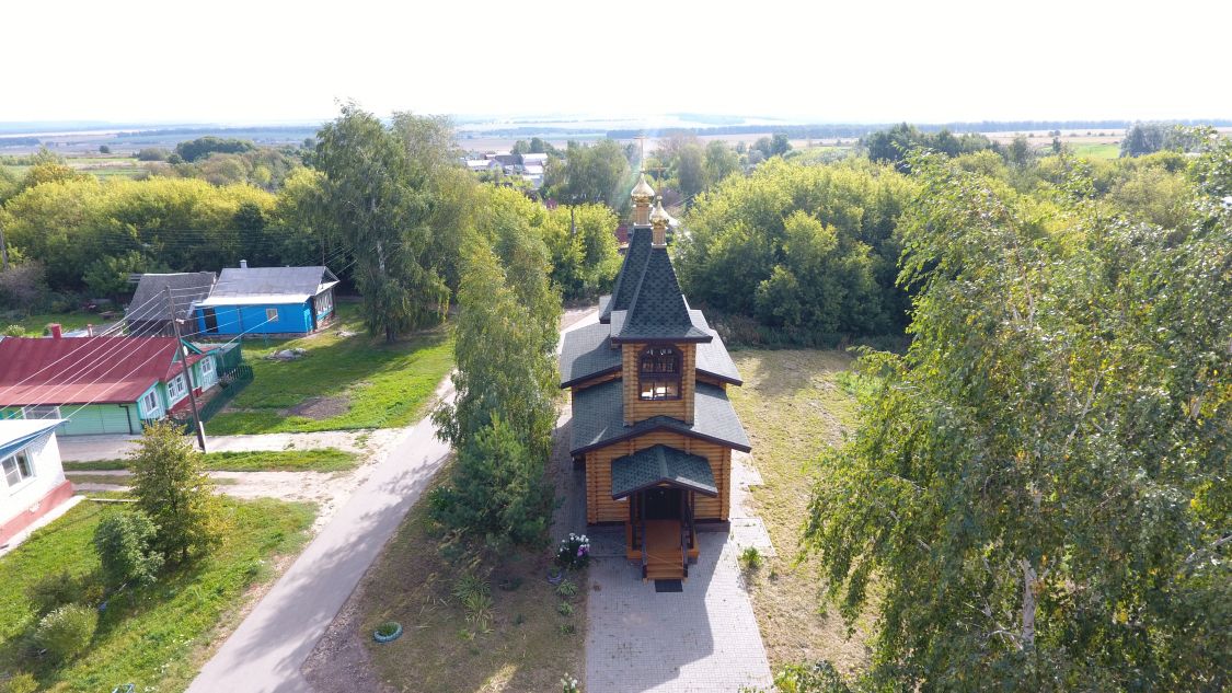 Церковь Николая Чудотворца, Лазазей (Дальнеконстантиновский район, Нижегородская область). общий вид в ландшафте