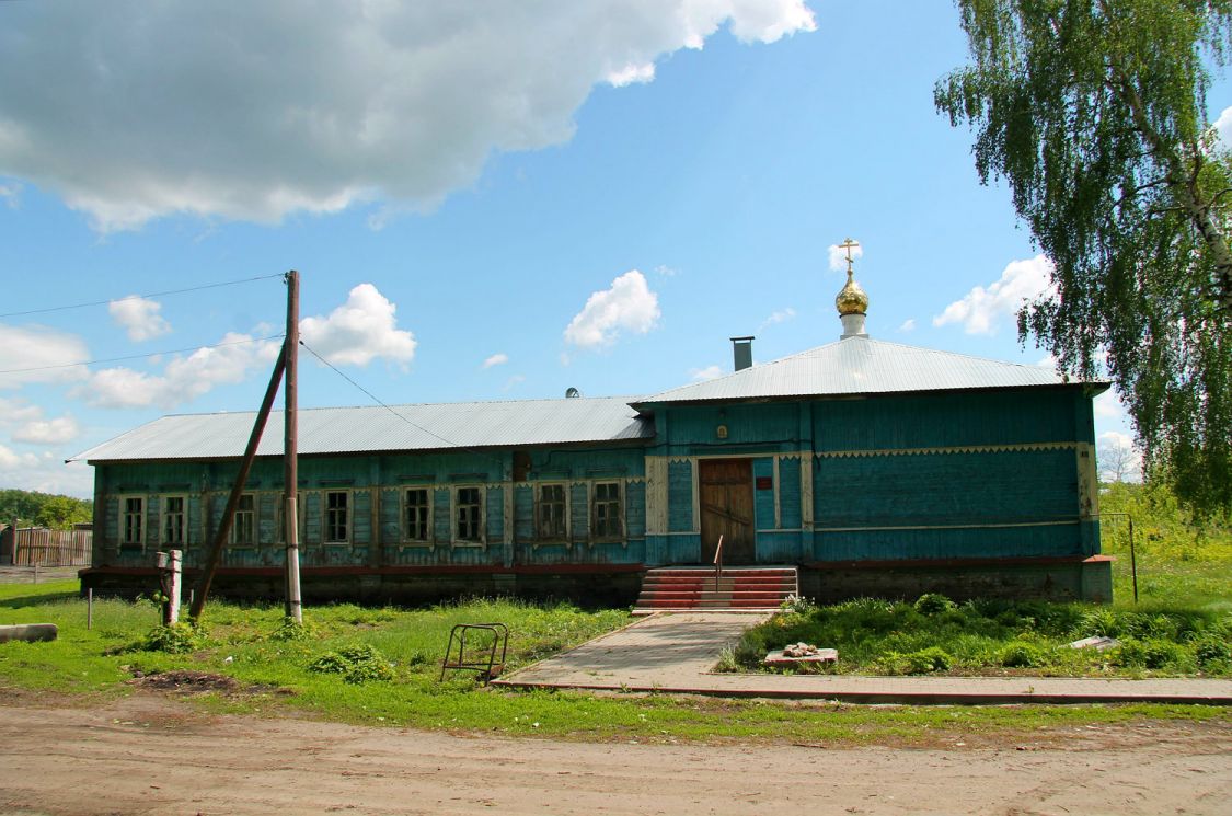 Большой Самовец. Церковь Димитрия Солунского (временная). фасады