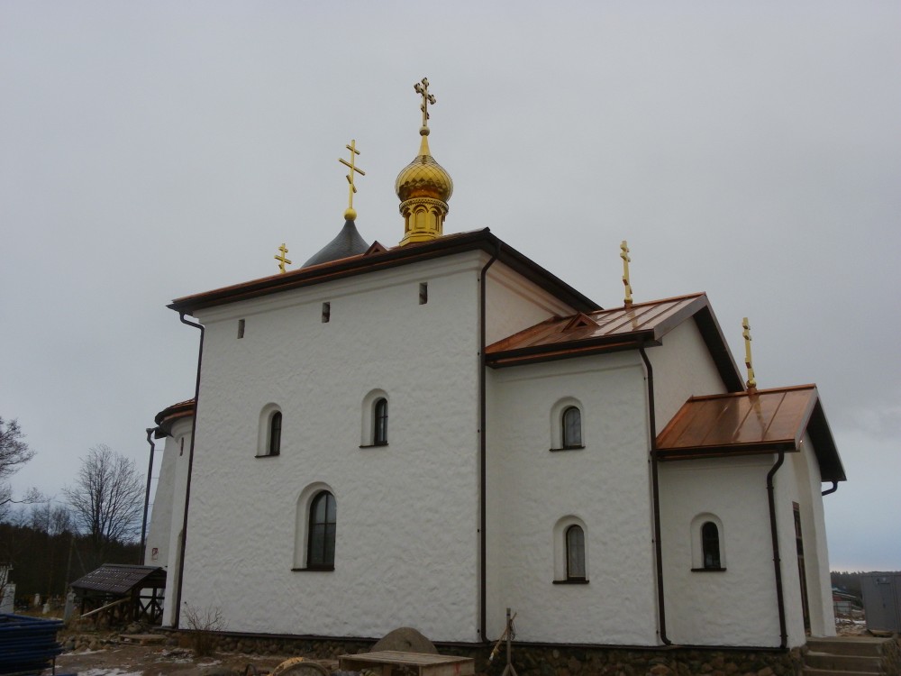 Николаевский Стороженский монастырь. Церковь Киприана Стороженского (новая), Сторожно (Волховский район, Ленинградская область). фасады, К концу 2019 строительство новой каменной церкви завершено