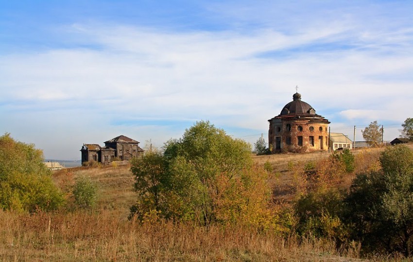 Смольково. Храмовый комплекс Смольковского (Богородского) прихода. общий вид в ландшафте