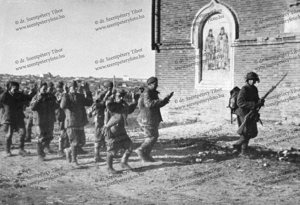 Церковь Казанской иконы Божией Матери, Покровка (Острогожский район, Воронежская область). архивная фотография, Фреска на стене храма