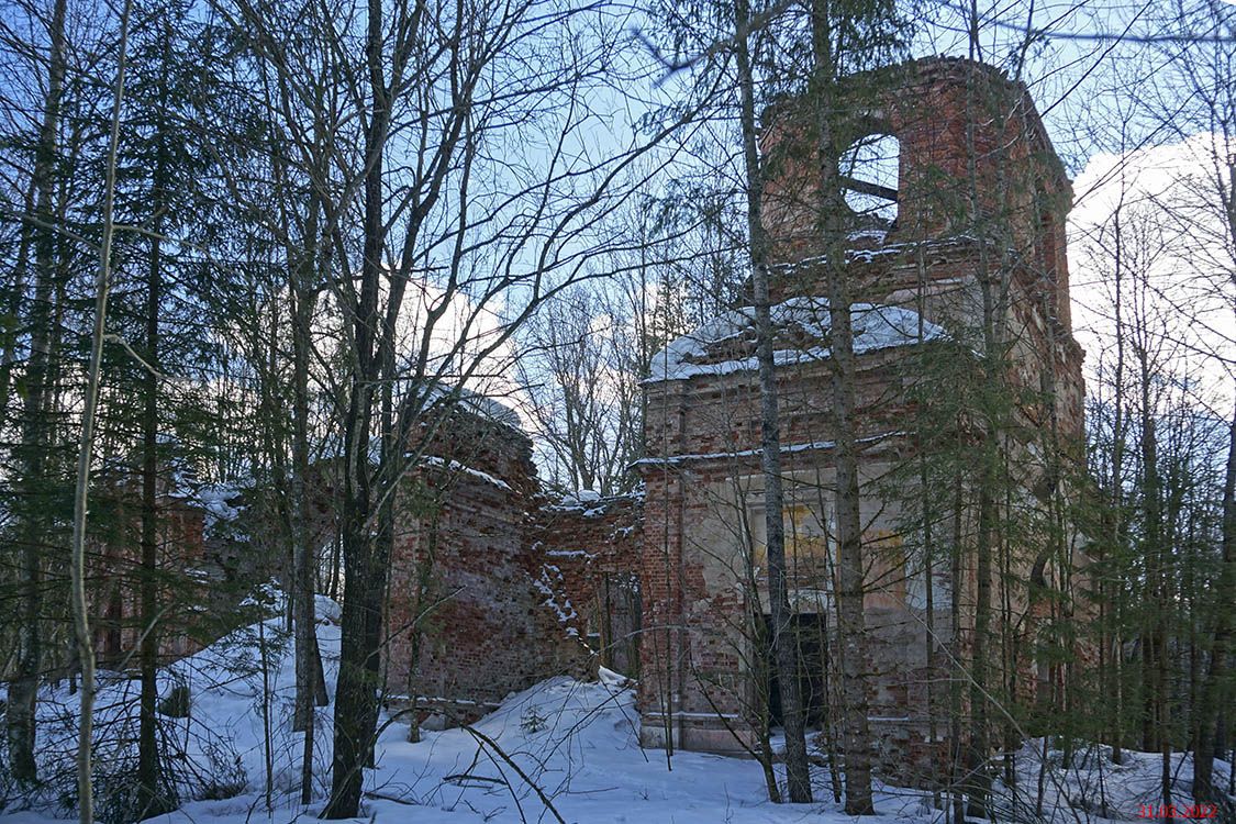 Церковь Успения Пресвятой Богородицы, Трубы (Окуловский район, Новгородская область). фасады
