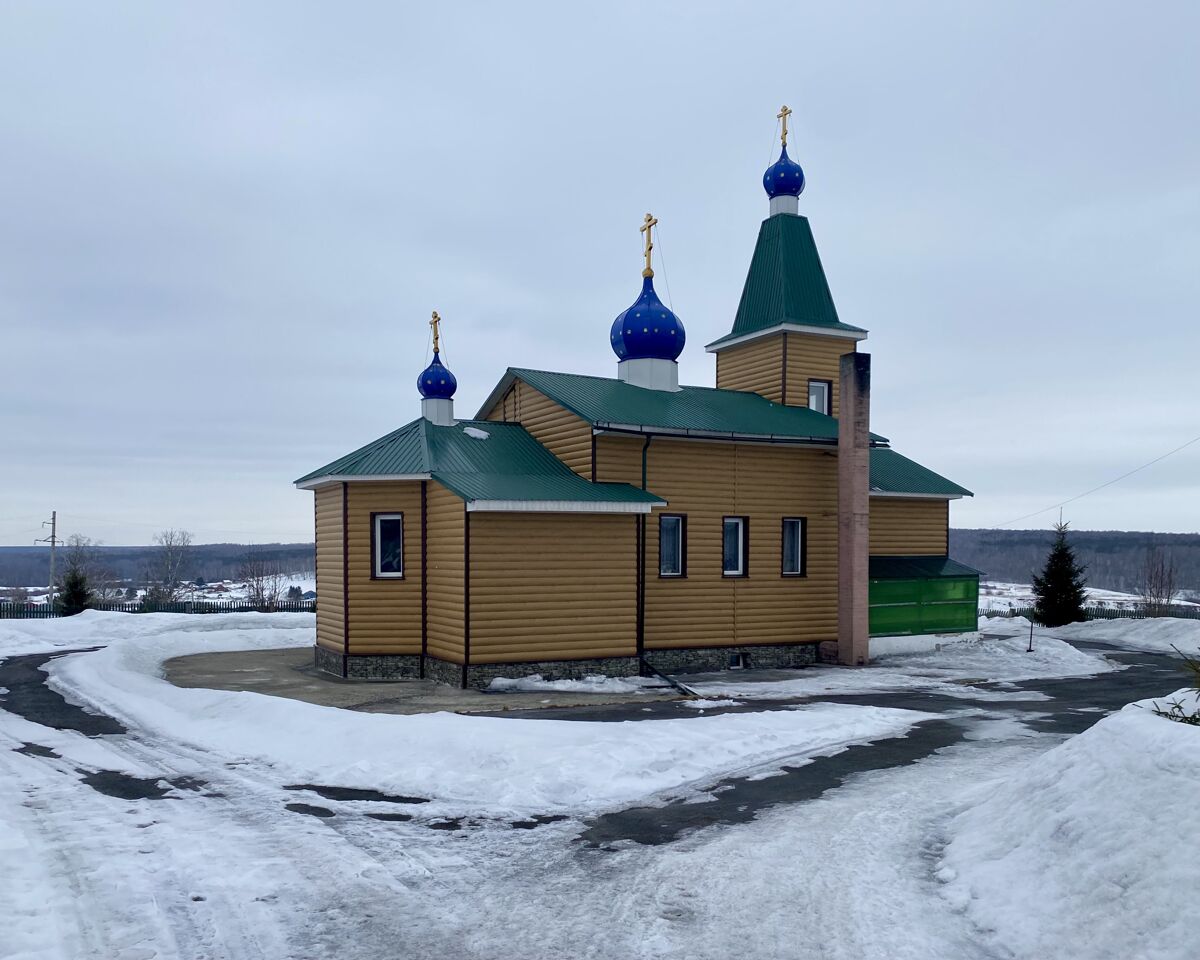 Церковь Троицы Живоначальной (новая), Зарубино (Топкинский район, Кемеровская область). фасады, Вид с ЮВ
