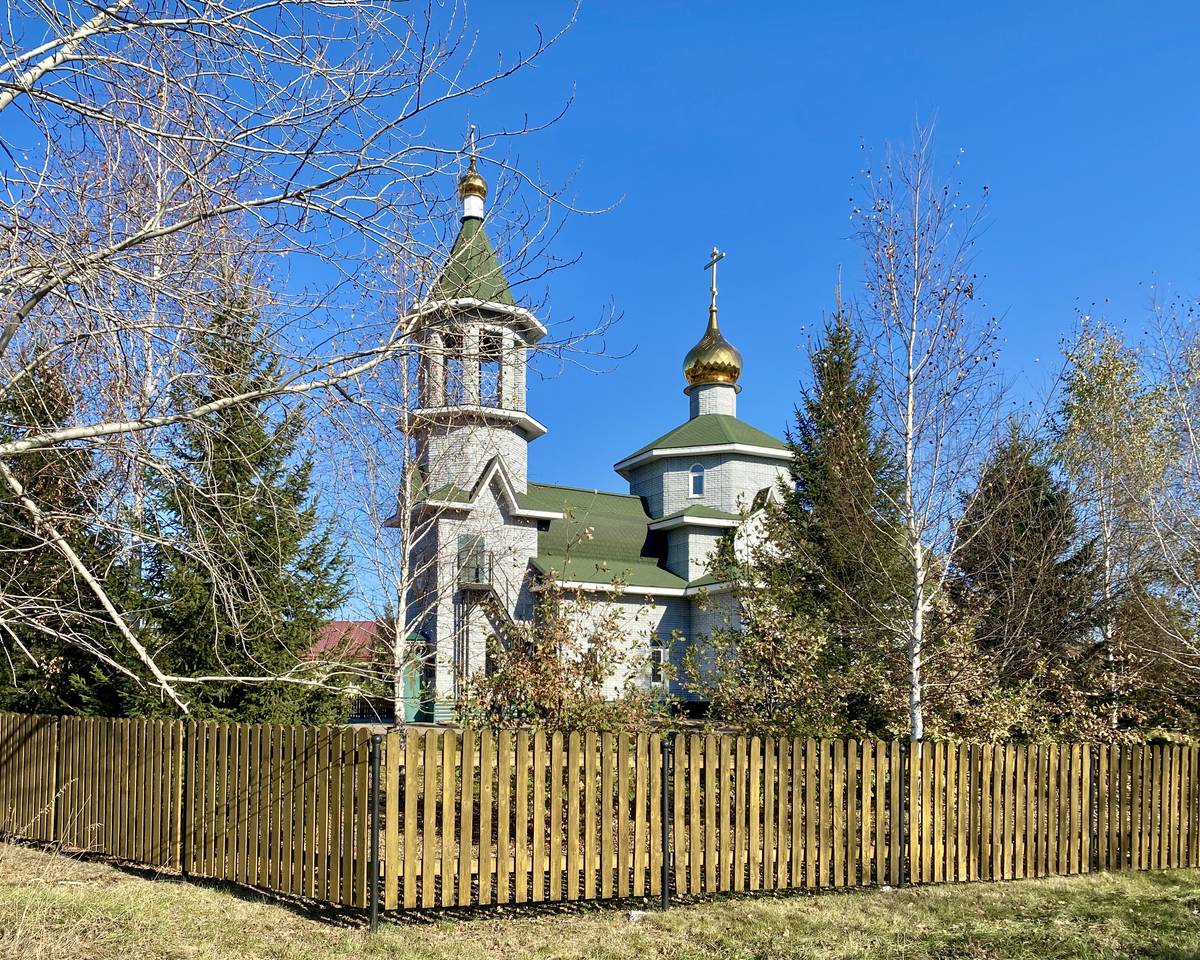 Церковь Троицы Живоначальной, Пача (Яшкинский район, Кемеровская область). фасады, Вид с ЮЗ