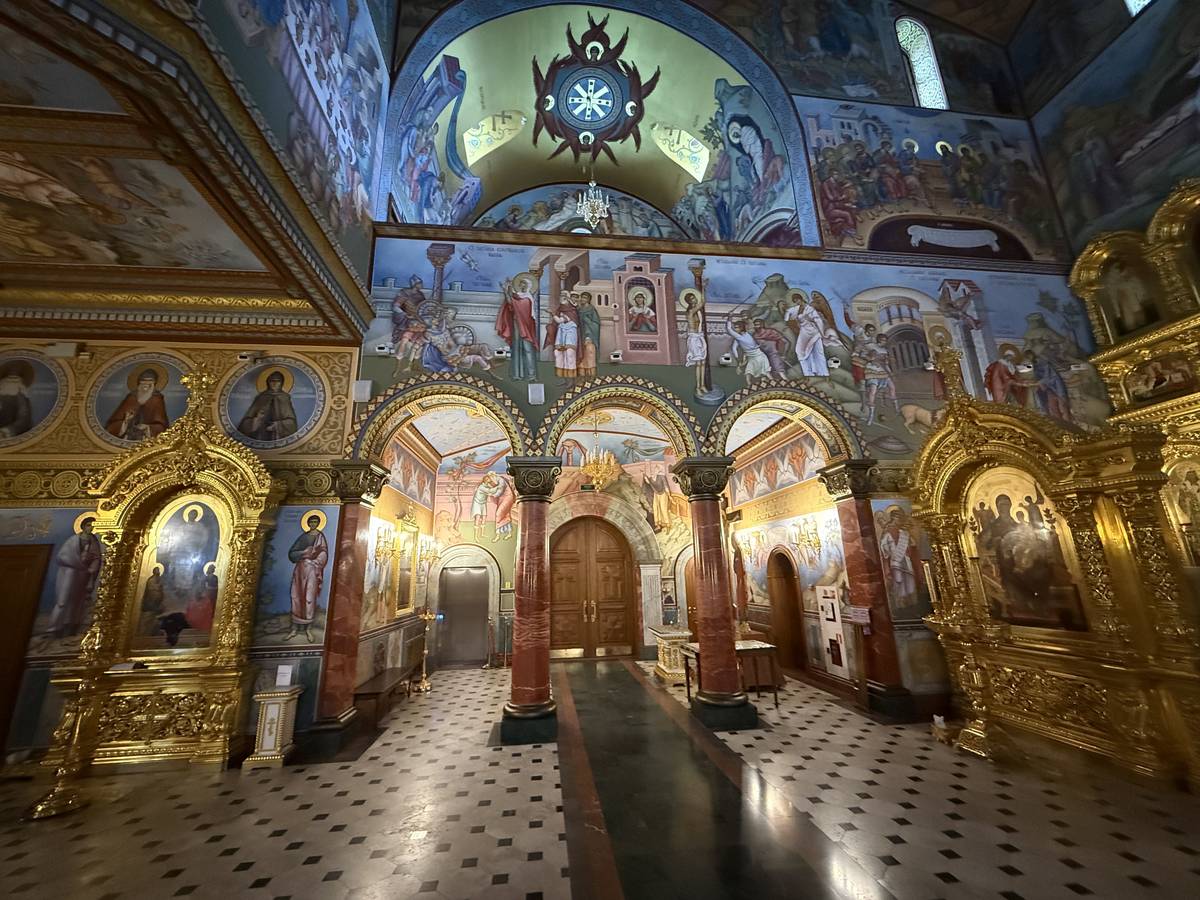 Церковь Татианы, Когалым (Когалым, город, Ханты-Мансийский автономный округ). интерьер и убранство, Вид на север