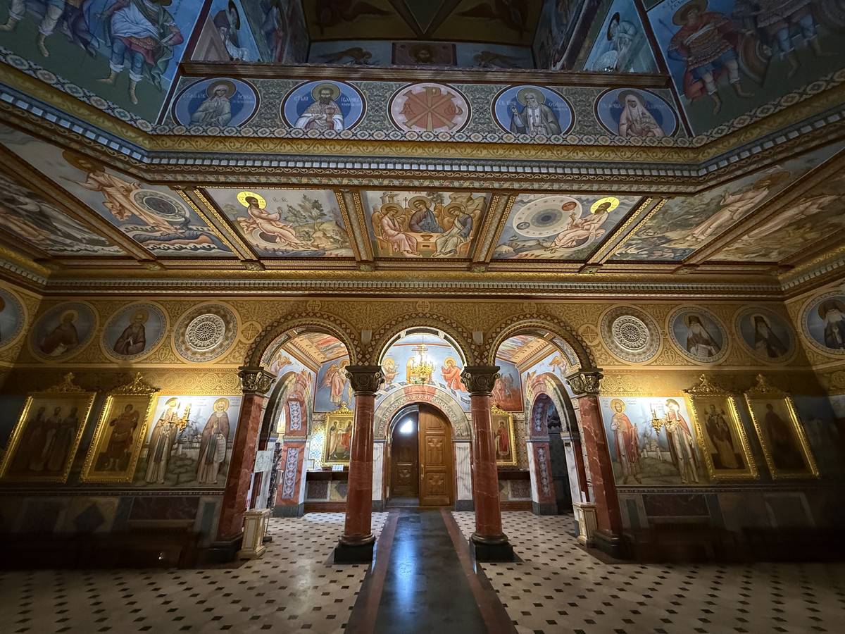 Церковь Татианы, Когалым (Когалым, город, Ханты-Мансийский автономный округ). интерьер и убранство, Вид на запад